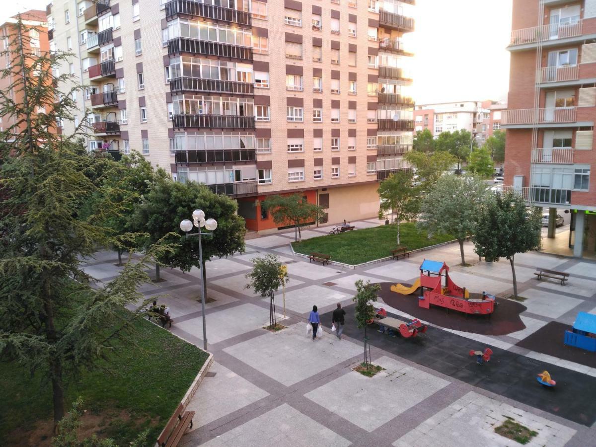 Wellington Appartement Vitoria-Gasteiz Buitenkant foto