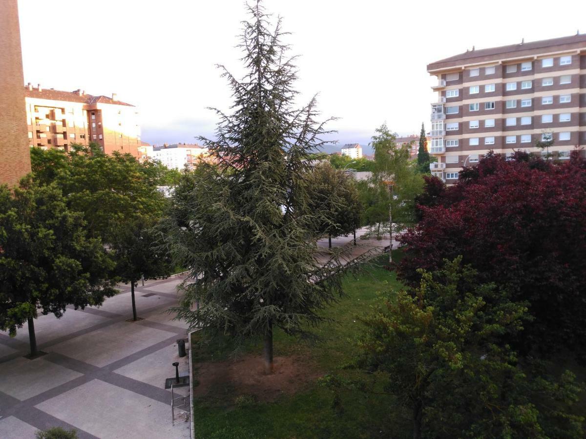 Wellington Appartement Vitoria-Gasteiz Buitenkant foto